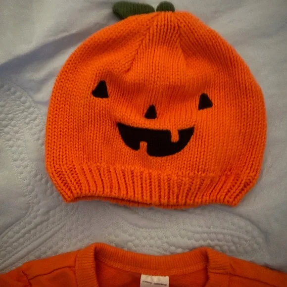 Carter's Orange Pumpkin Bodysuit with spirit's White Ghost Hoodie - Picture 4 of 4